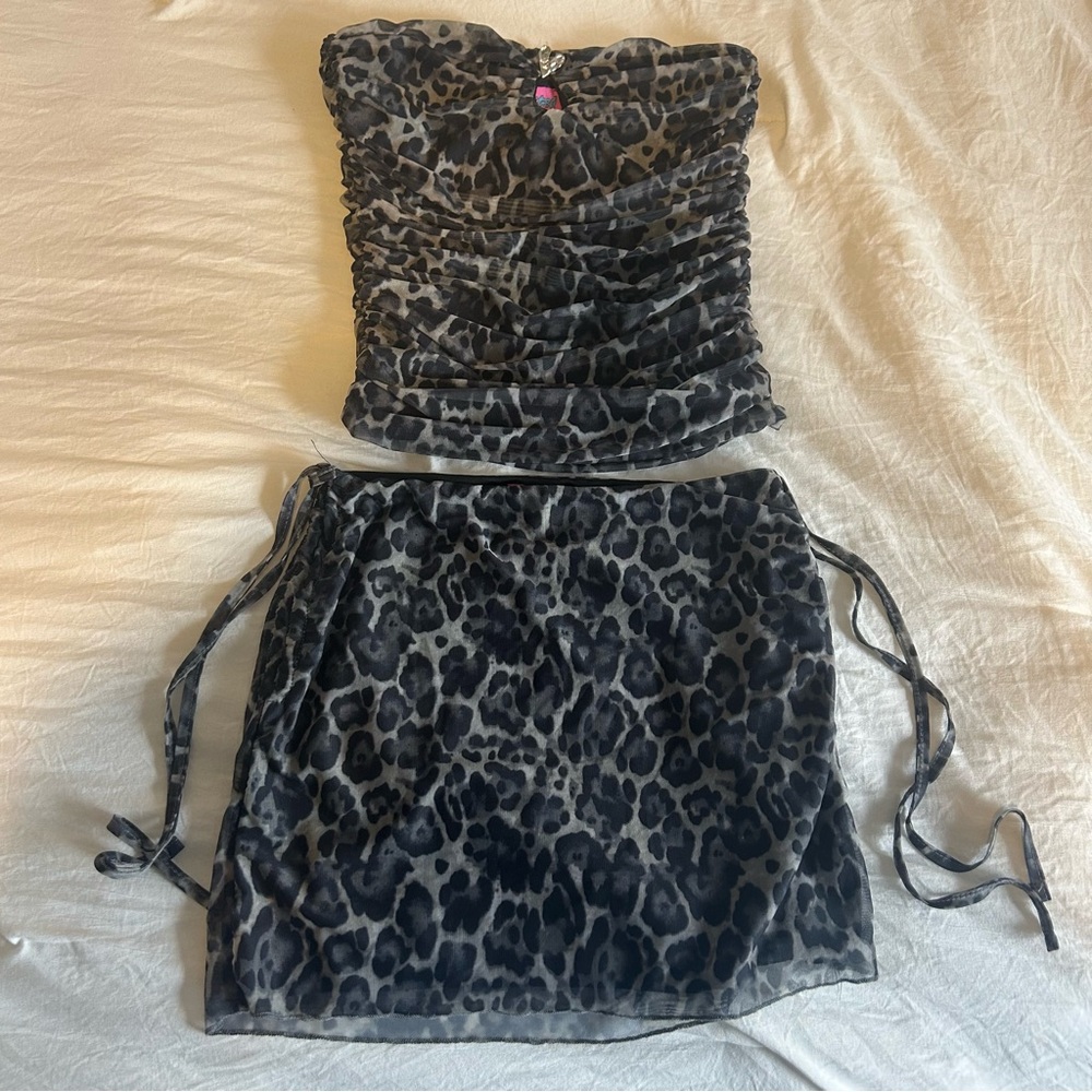 Edikted Narah Leopard Printed Tube Top and Mini Skirt Set